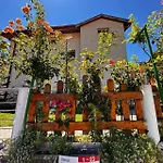 димитрови Dimitrovi Сasa de vacaciones