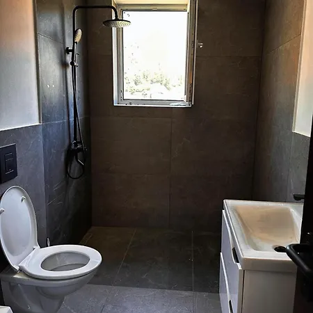 димитрови Dimitrovi Vakantiehuis