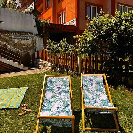 Vakantiehuis димитрови Dimitrovi Devin