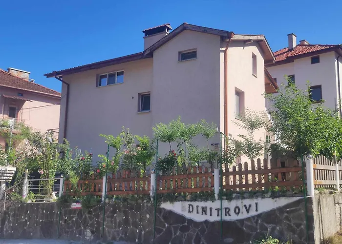 Dom wakacyjny димитрови Dimitrovi Devín